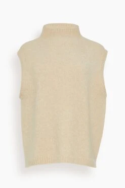 Ember Vest In Sand Boucle