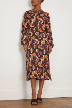 Romance Dress In Red Violet Flowers 6 Romance Dress In Red Violet Flowers -Dries Van Noten Shop raquelallegra RomanceDressinRedVioletFlowers 2 5875a6a0 b17c 465b a6cf c408b19e72ca