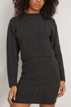 Samsoe Samsoe Eliette Crew Neck Crop Sweater In Phantom -Dries Van Noten Shop samsoe ElietteCrewNeckCropSweaterinPhantom 2